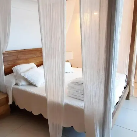 Appartamento Attico Con Jacuzzi, Sauna Vista Sul Mare E Citta Villasimius